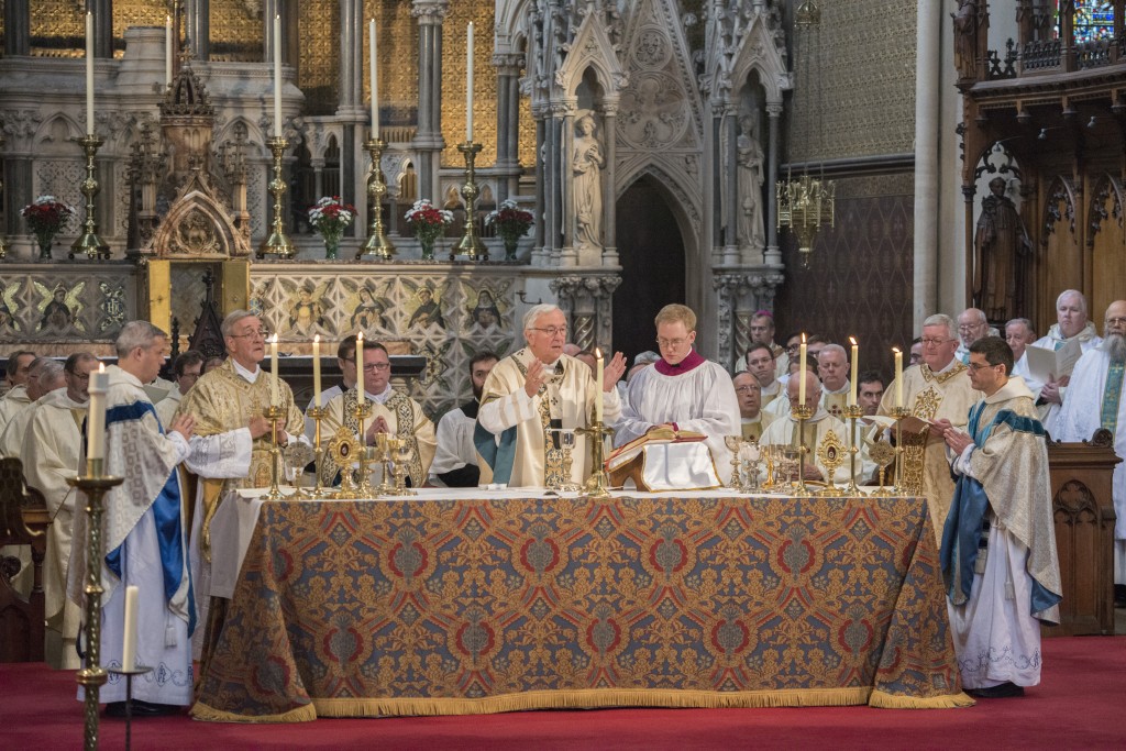 Dominicans, Solemn Mass, Shrine of Our Lady of the Rosary, St Dominic's Priory NW5 Copyright © 2016 Kayte Brimacombe +44(0) 7801930456. Email kayte@brimacombe.org